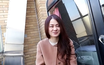 Unleash Your Desires With This Luscious Japanese Couple's Steamy Sex At Home!